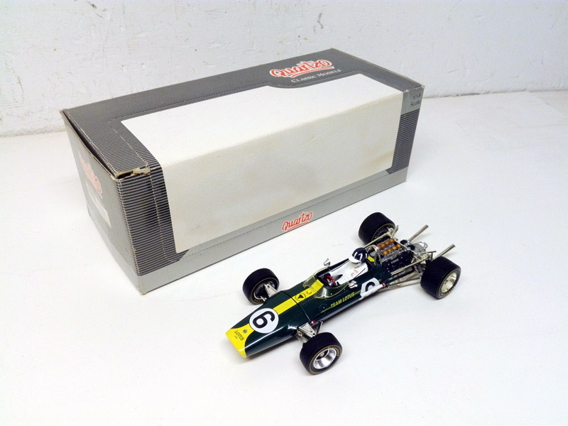 coche bolido carreras+caja maqueta deco plastico metal verde 5.2x24x10.5 1u